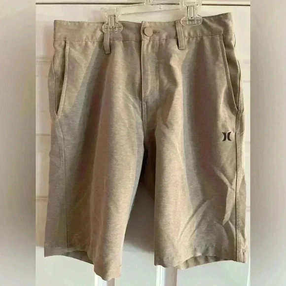 Hurley Men’s 28 Waist Shorts - Picture 1 of 5